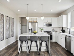 Robert Thomas Homes - Photo 4