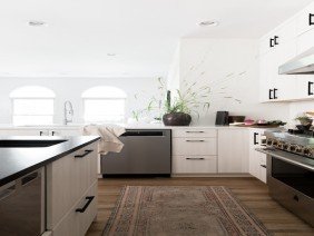 White Pine Design - Photo 1