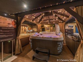 Midnight Sun Pools n' Spas - Photo -1
