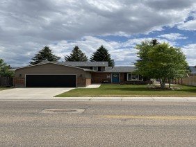 MC Roofing - Photo -1