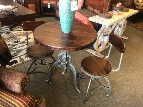 Mountain Home Interiors - Photo 4