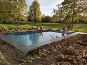 Platinum Pools and Landscape - Photo 3