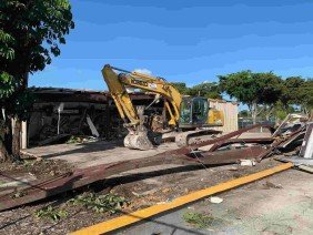 Robertson Demolition - Photo 2