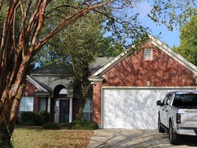 Dixie Overhead Door - Photo 2