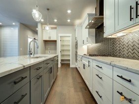 One of a Kind Design - Photo 3