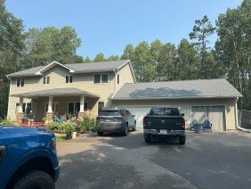Lakes Choice Roofing & Exteriors - Photo -1