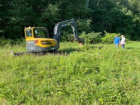 R&H Tractor Services Excavating and Landscaping - Photo -1