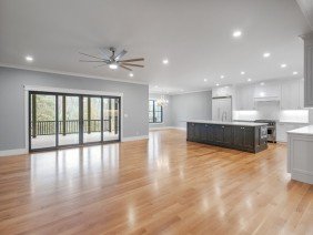 Walsh Brothers Builders - Photo -1