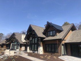 Fiks-Con Roofing - Photo 1