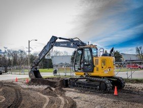 AIS Equipment - Photo 5