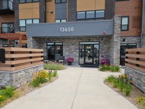 Dorglass, Inc. - Photo 4