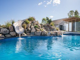 Del Prado Pool and Spa - Photo 4