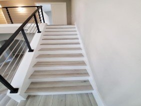 Floor One - Photo 4