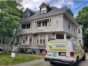 Lou's painting company - Photo -1