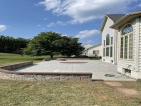 AE Quality Landscaping - Photo 2