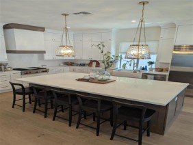 Castle Floors - Photo 6