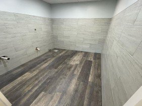 K&R Tile and Flooring - Photo -1