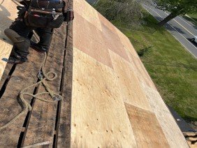 J&R Construction Roofing - Photo -1