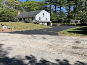 Heap Paving & Sealing Incorporated - Photo 4