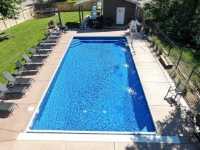 Royal Pool & Spa - Photo 3