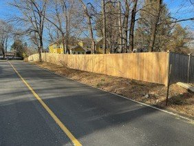 Colonial Fence Co. Inc. - Fence Contractor | Fencing Installation Company / Wholesale - Photo 0