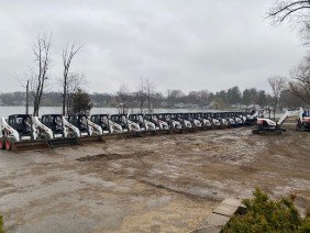 Ward's Equipment Rental - Photo -1