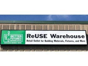 ReUse Warehouse - Photo 6