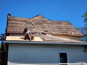 Out & About Roofing - Photo 5