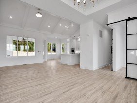 Woodbridge Homes LLC - Photo 5