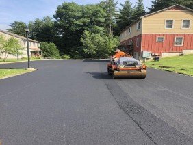 Williams Paving - Photo 1