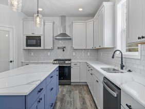 Litz Custom Homes - Photo -1