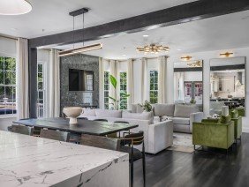 Decorelle, LLC - Photo 4