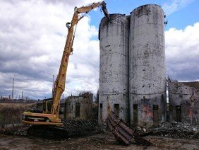 F & D Truck Co Inc - Photo 0