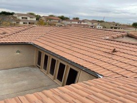 Stonecreek Roofing - Photo -1