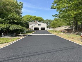 Supreme Paving LLC - Photo -1