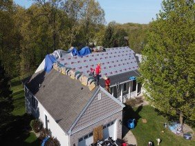 Mills Siding and Roofing - Photo 6