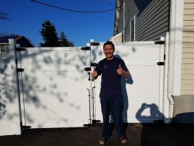 let Steve do it Fences Installed and repaired - Photo -1