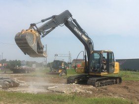 Devon Bunker Excavating - Photo 2