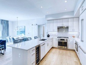 Bradford Floor & Home - Photo 2