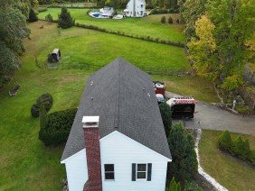 Qualified Roofing LLC - Photo -1