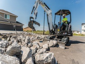 Carleton Equipment Co - Photo -1