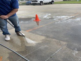 Preaux Wash & Landscape Lighting of Louisiana - Photo -1