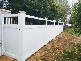 Straight Line Fencing - Photo 3