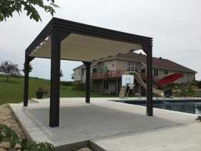 Waterfront Spa & Pool - Photo 2