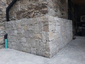 Made of Stone Masonry - Photo 3