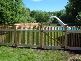 Charlton Fence - Photo 3