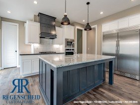 Regenscheid Custom Homes - Photo 6