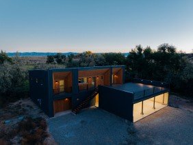 Phoenix Haus - Photo 1