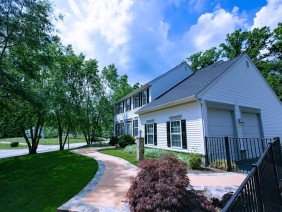 Landmark Roofing - Photo -1