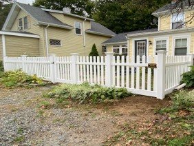 Devine Fence & Supply - Photo 2